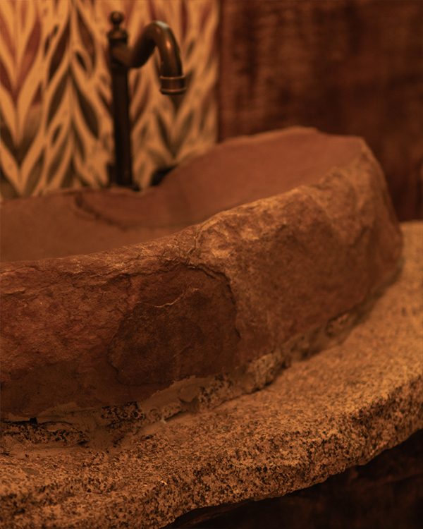 Habitación Yarumo - lavamanos en piedra
