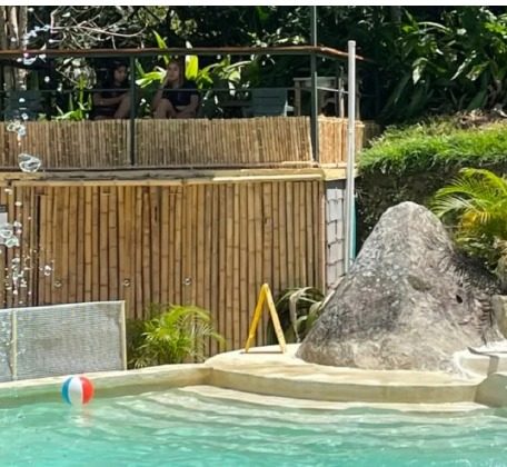 Piscina natural del Oasis